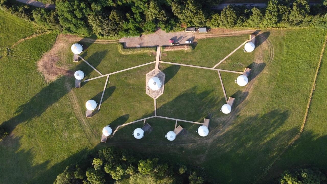 Glamping Resort Dolny Kamenec 外观 照片