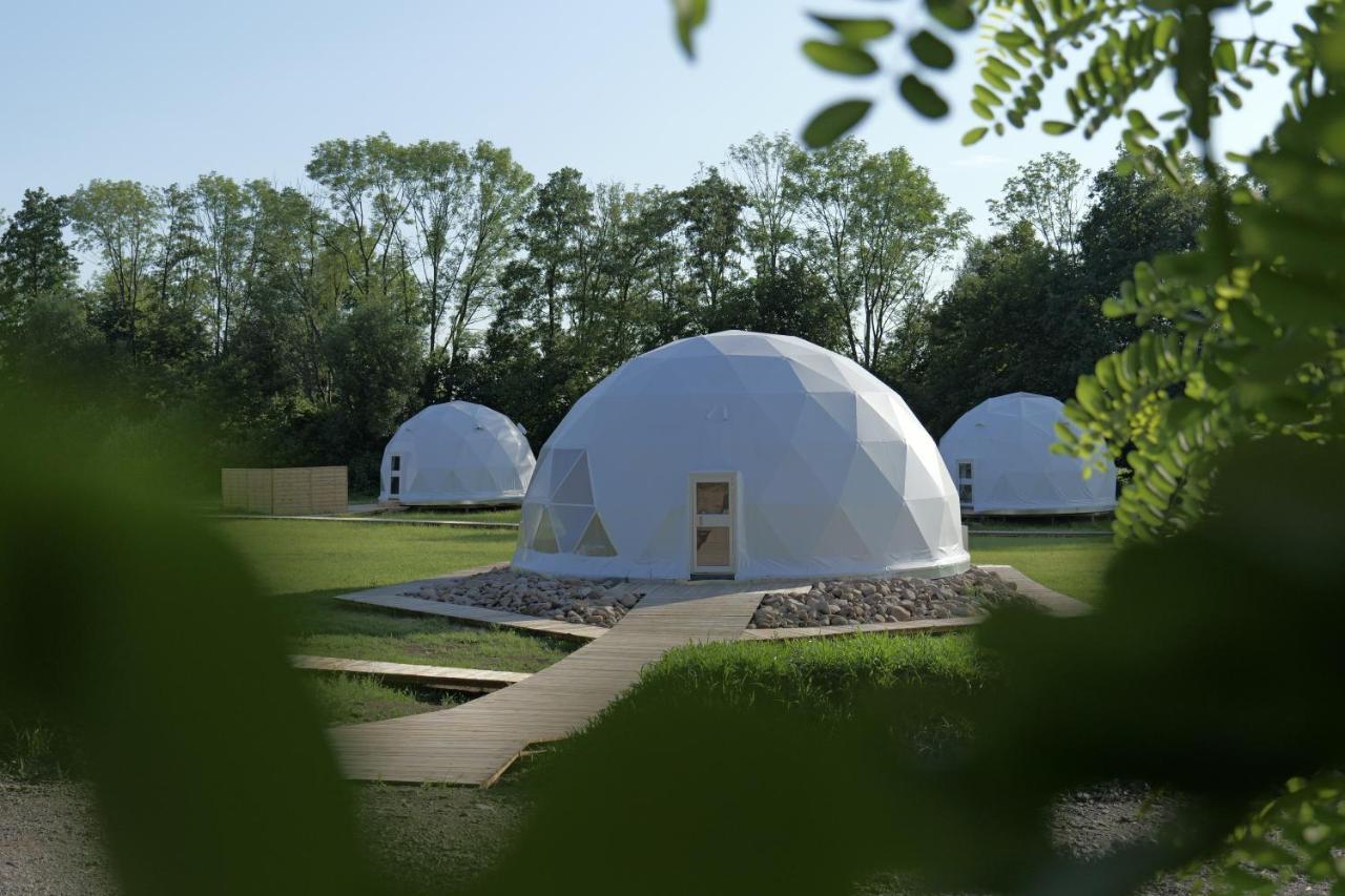 Glamping Resort Dolny Kamenec 外观 照片