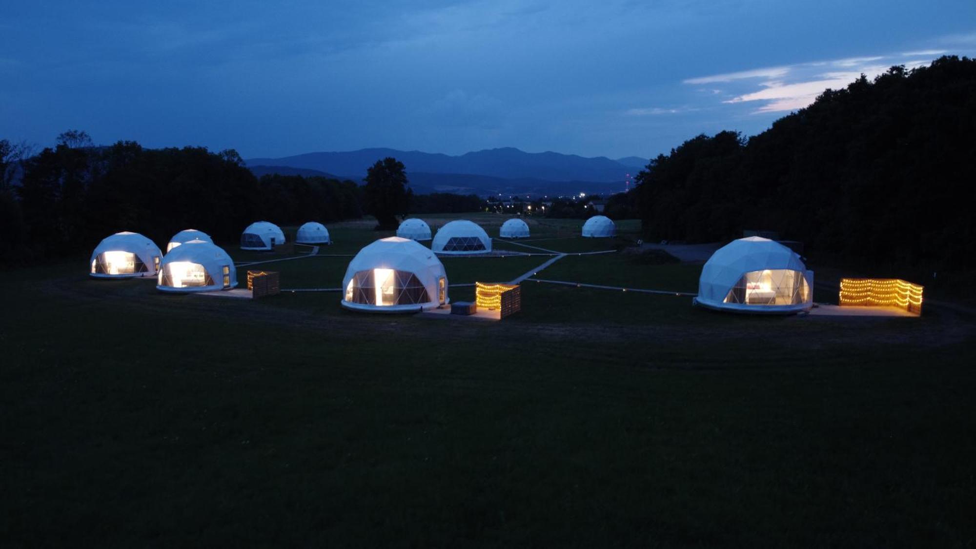 Glamping Resort Dolny Kamenec 外观 照片