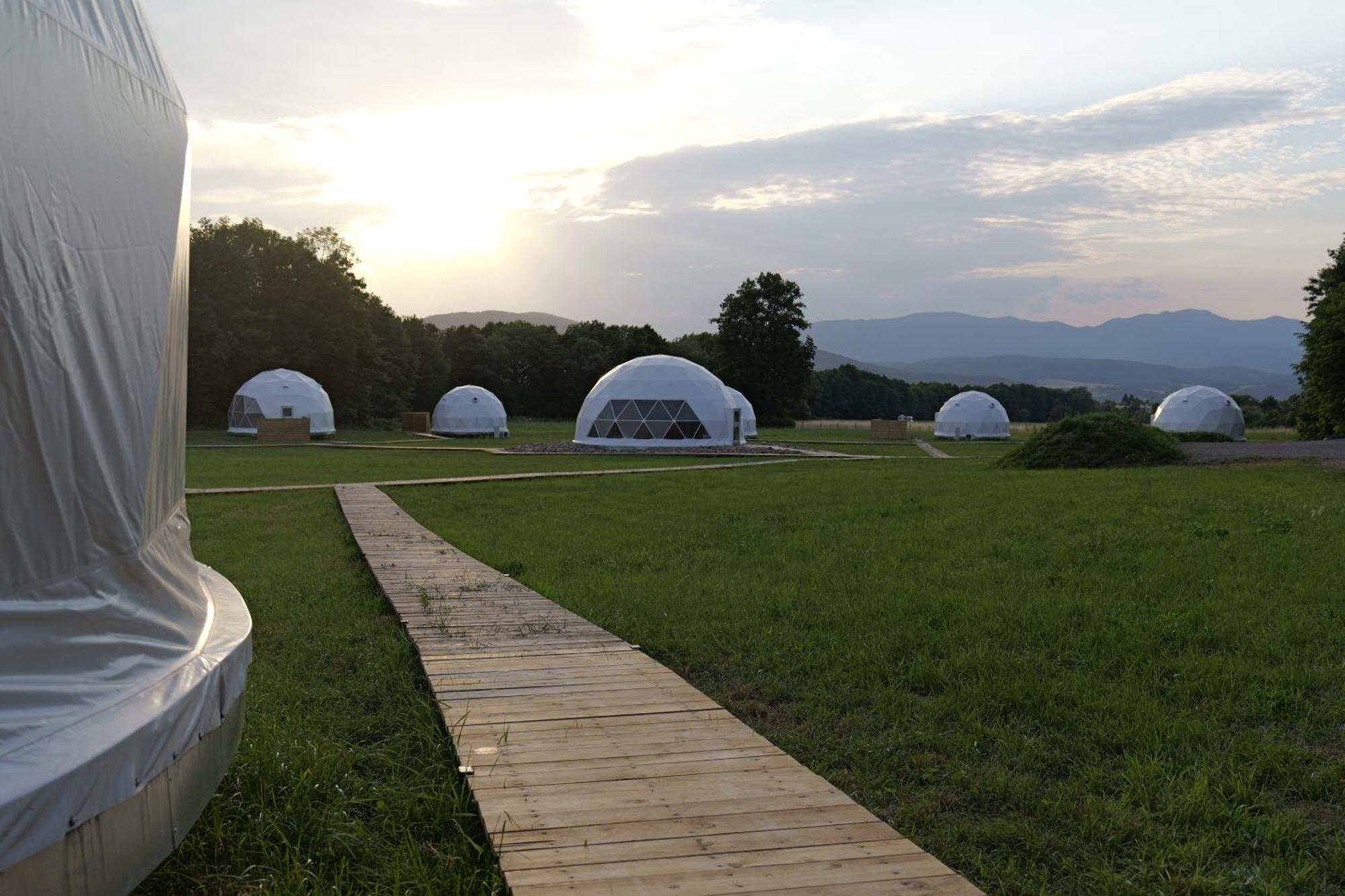 Glamping Resort Dolny Kamenec 外观 照片