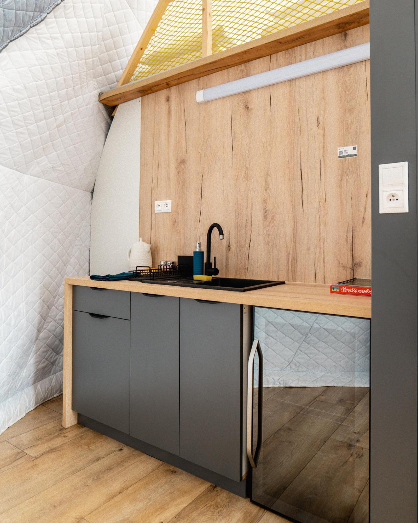 Glamping Resort Dolny Kamenec 外观 照片